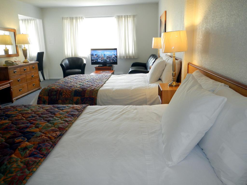 Mayfair Motel Victoria Esterno foto
