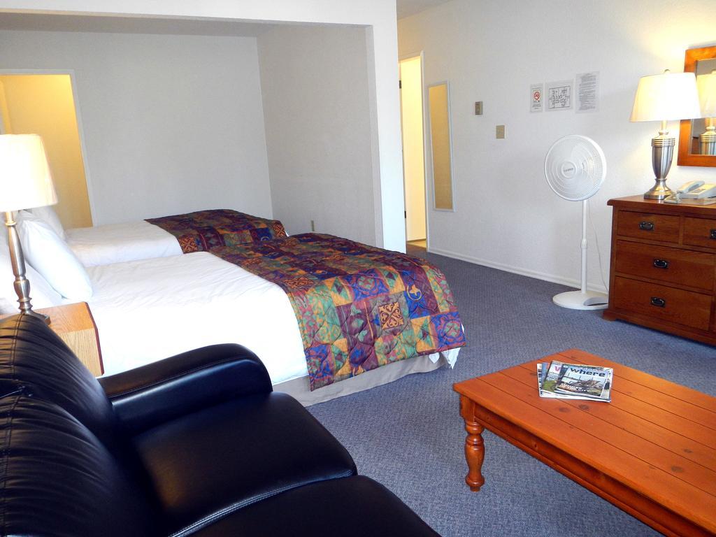 Mayfair Motel Victoria Esterno foto