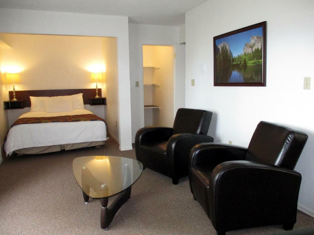 Mayfair Motel Victoria Esterno foto